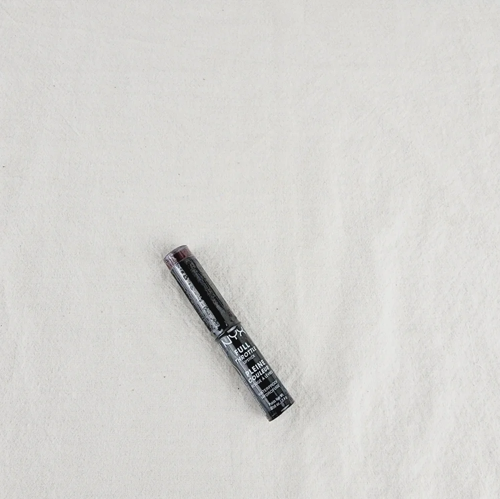 LAST ONE 🔥NYX full Throttle Lipstick FTLS06